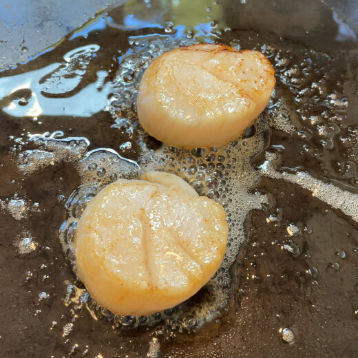 えびせん　ほたてバター焼いてるところ